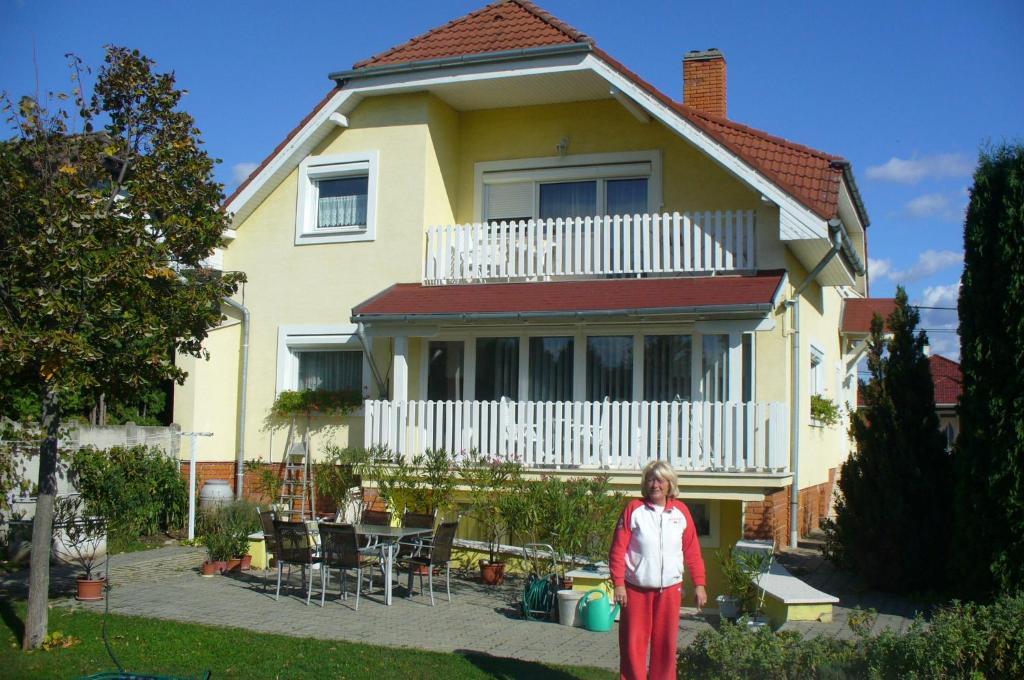 Gyoergyi Haus Hotel Buk Exterior photo